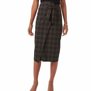 Vince Camuto Black and Brown Plaid Pencil Skirt